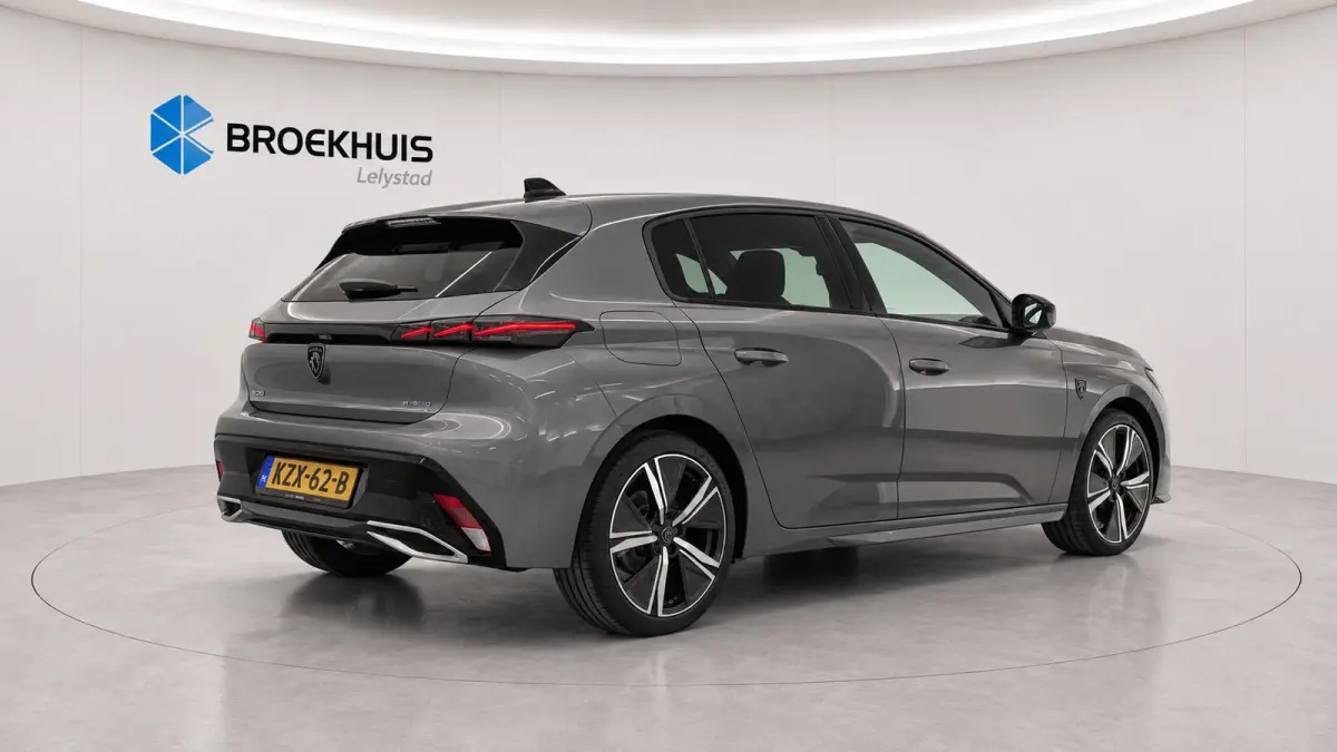 1.6 HYBRID 225PK GT PACK AUTOMAAT / NAVI / LEDER / CLIMA / PDC / 18" LMV / CAMERA / KEYLESS / FULL-LED / WINTERPAKKET / FOCAL AUDIO / BLUETOOTH / ADAPT. CRUISECONTROL / 1E EIGENAAR / FULL OP
