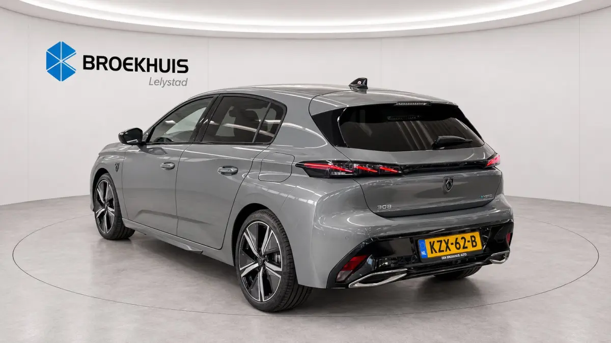1.6 HYBRID 225PK GT PACK AUTOMAAT / NAVI / LEDER / CLIMA / PDC / 18" LMV / CAMERA / KEYLESS / FULL-LED / WINTERPAKKET / FOCAL AUDIO / BLUETOOTH / ADAPT. CRUISECONTROL / 1E EIGENAAR / FULL OP