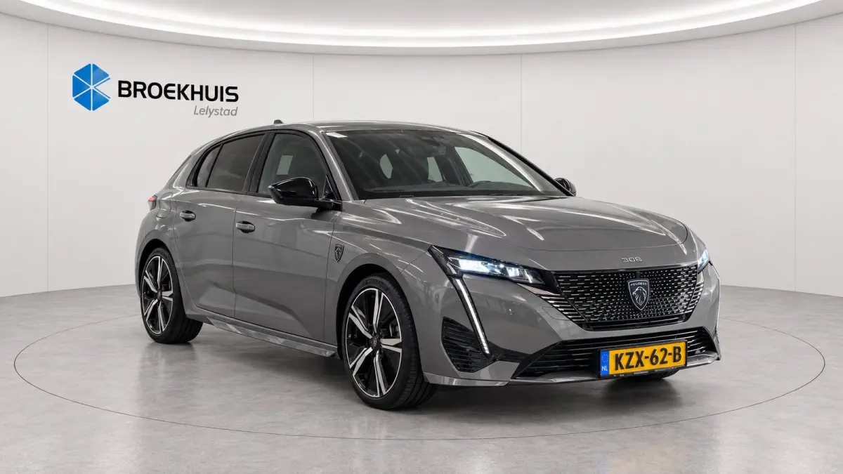 1.6 HYBRID 225PK GT PACK AUTOMAAT / NAVI / LEDER / CLIMA / PDC / 18" LMV / CAMERA / KEYLESS / FULL-LED / WINTERPAKKET / FOCAL AUDIO / BLUETOOTH / ADAPT. CRUISECONTROL / 1E EIGENAAR / FULL OP