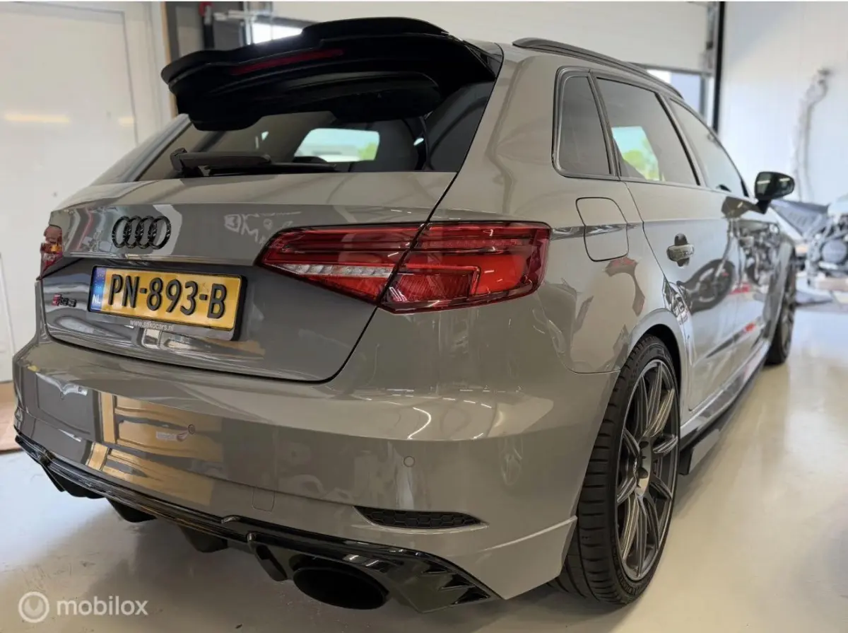 RS3 2.5 TFSI RS3 quattro