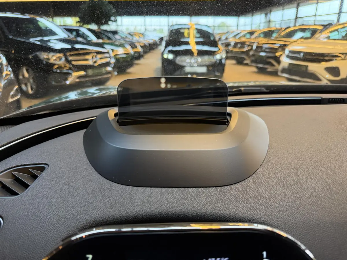 1.5 Cooper Classic | HUD | Pano | Memory | Camera | Keyless | Btw |
