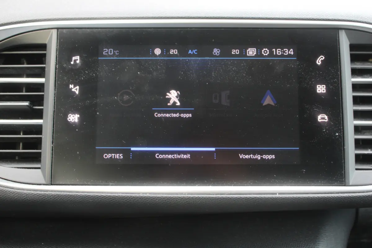 1.2 PureTech Active//Navi//Carplay//Trekhaak!!