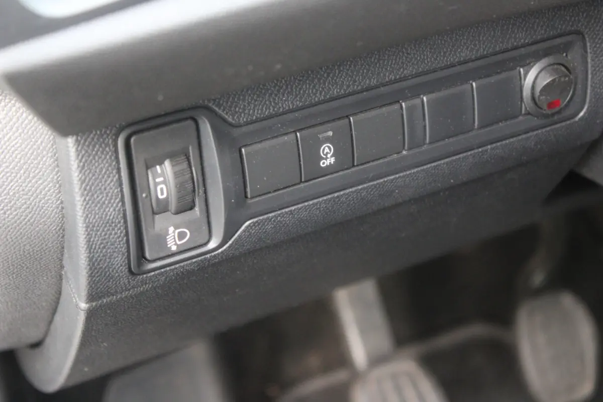 1.2 PureTech Active//Navi//Carplay//Trekhaak!!