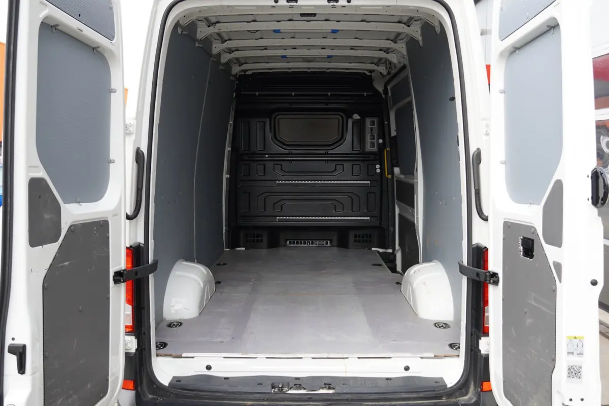35 2.0 TDI L3H2 Highl. Navi/Airco/Cruise