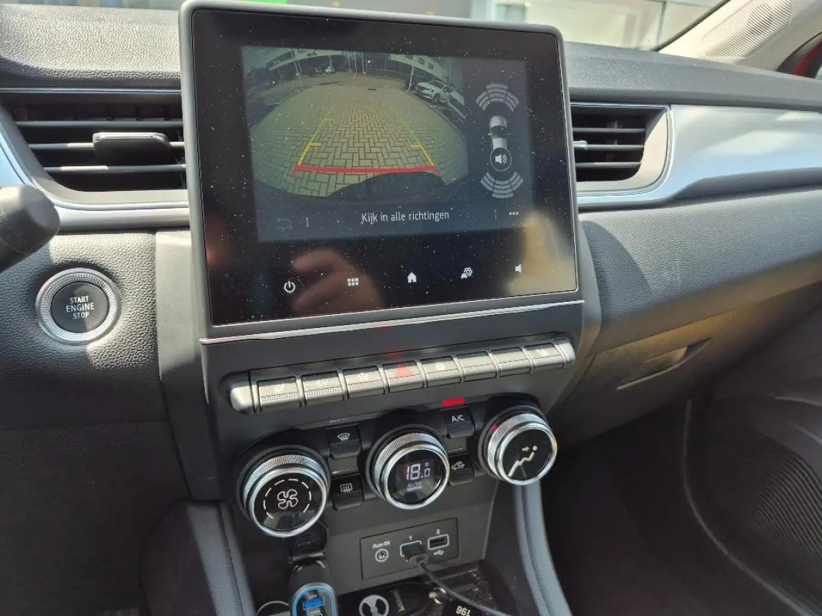 techno E-Tech Plug-in Hybrid 160 | Trekhaak | Stoelverw. | Parkeercamera |