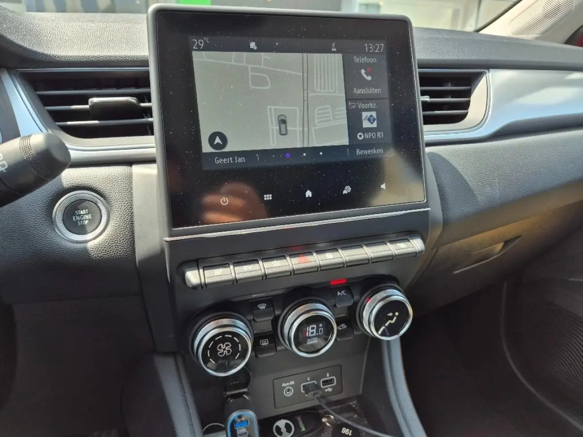 techno E-Tech Plug-in Hybrid 160 | Trekhaak | Stoelverw. | Parkeercamera |