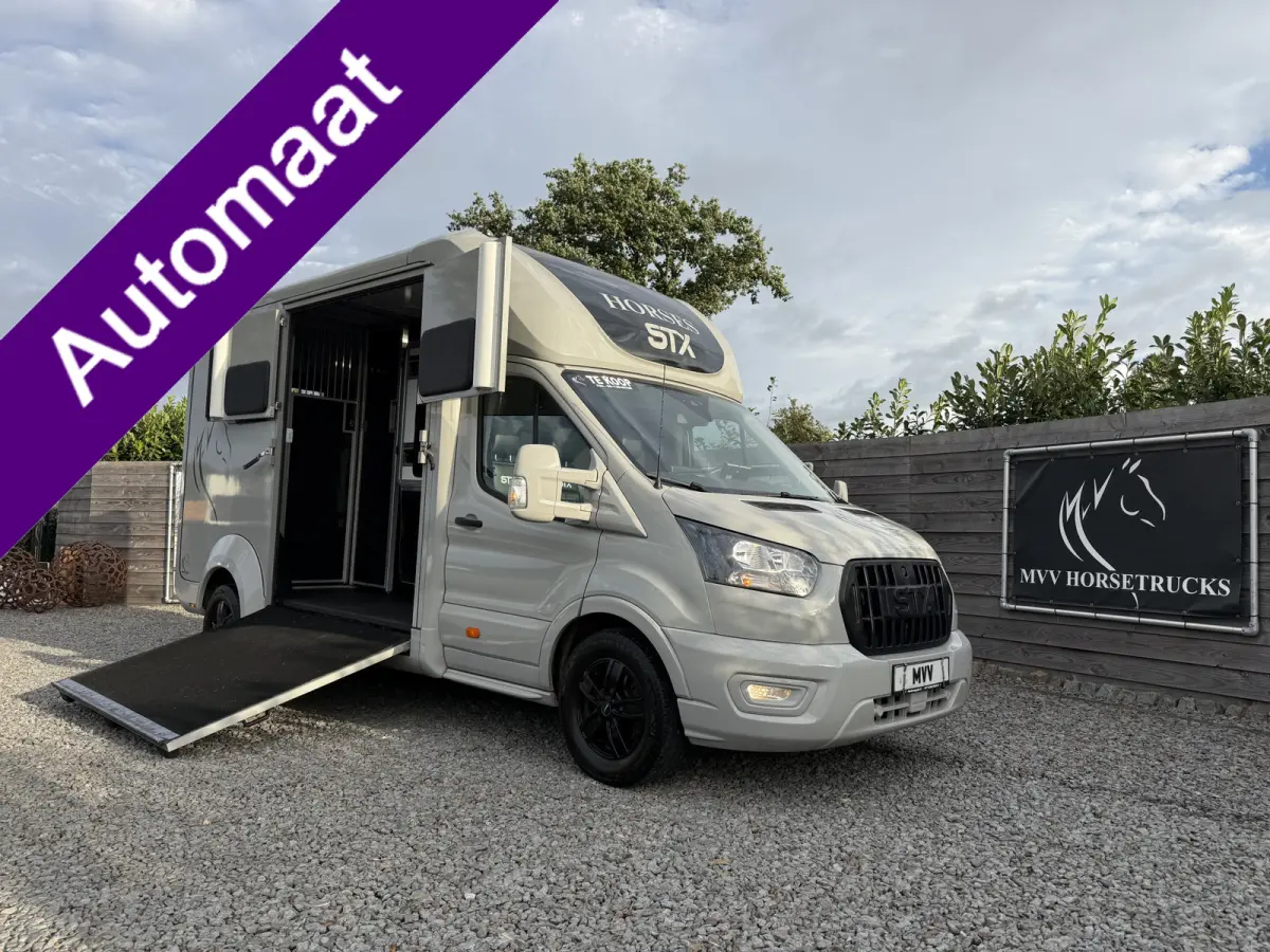 | HORSETRUCK | STX | STALLION 3XL | 2024 | AUTOMATIC | EURO 6 | HENGST | L3 | 42.423KM | LUXE | BELGISCH KENTEKEN