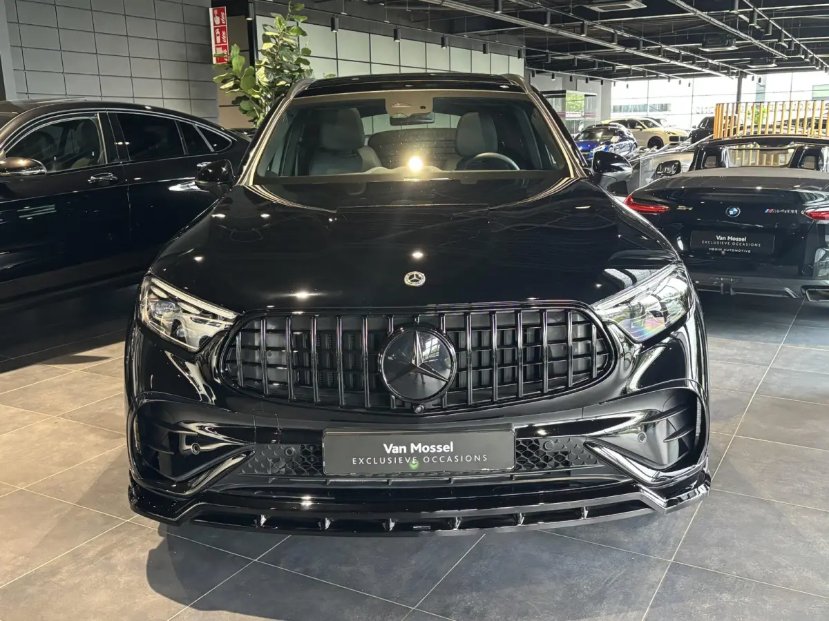 400e 4MATIC AMG Line | BURMESTER | 21 INCH ZWART | STOELVENTILATIE | NIGHTPAKKET | PANORAMA/SCHUIF-KANTELDAK | PREMIUM PLUS | SFEERVERLICHTING PREMIUM | STOELMEMORY | HEAD-UP | ELEKTR.TREKHA