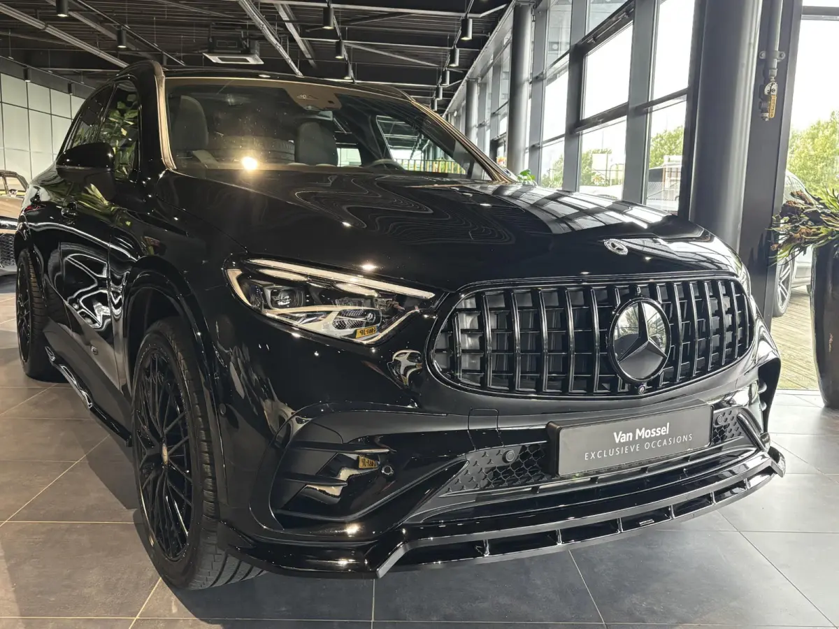 400e 4MATIC AMG Line | BURMESTER | 21 INCH ZWART | STOELVENTILATIE | NIGHTPAKKET | PANORAMA/SCHUIF-KANTELDAK | PREMIUM PLUS | SFEERVERLICHTING PREMIUM | STOELMEMORY | HEAD-UP | ELEKTR.TREKHA