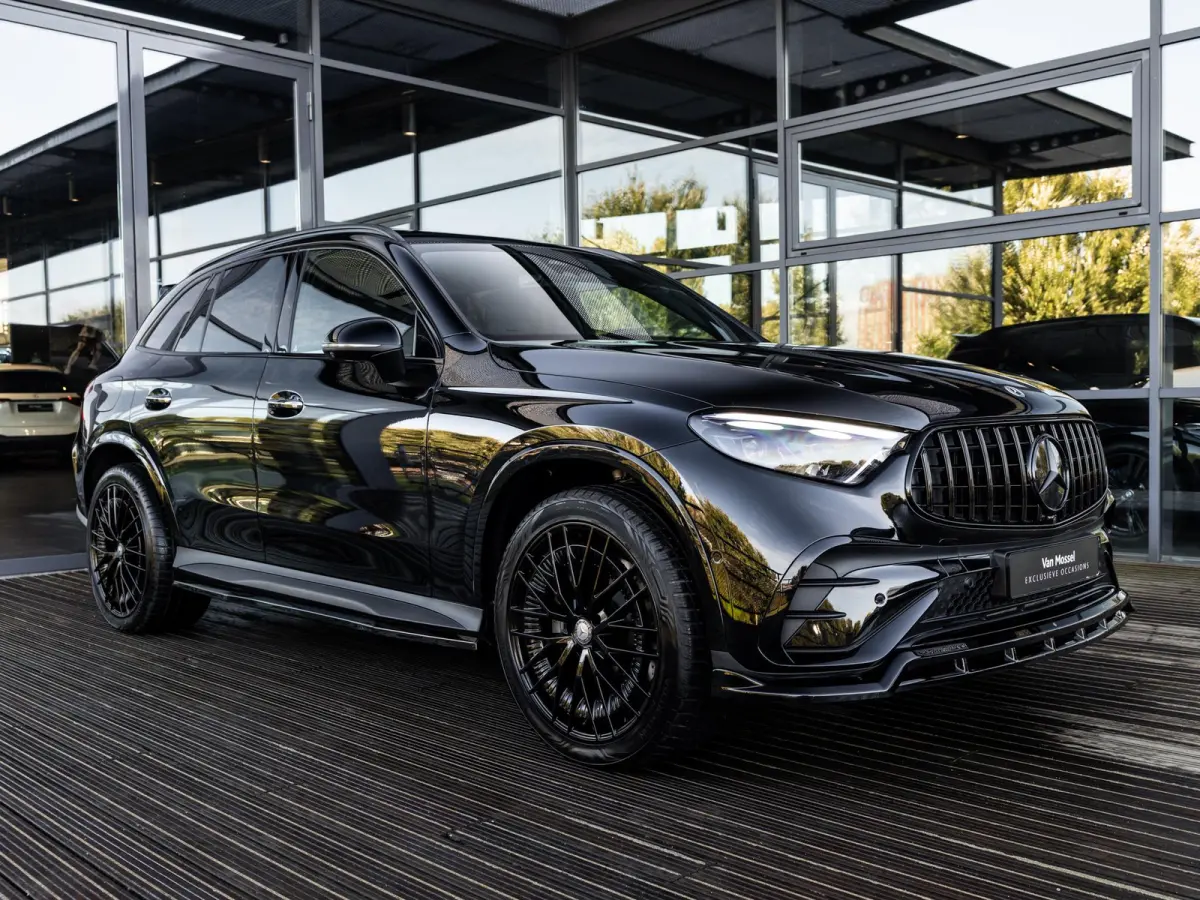 400e 4MATIC AMG Line | BURMESTER | 21 INCH ZWART | STOELVENTILATIE | NIGHTPAKKET | PANORAMA/SCHUIF-KANTELDAK | PREMIUM PLUS | SFEERVERLICHTING PREMIUM | STOELMEMORY | HEAD-UP | ELEKTR.TREKHA