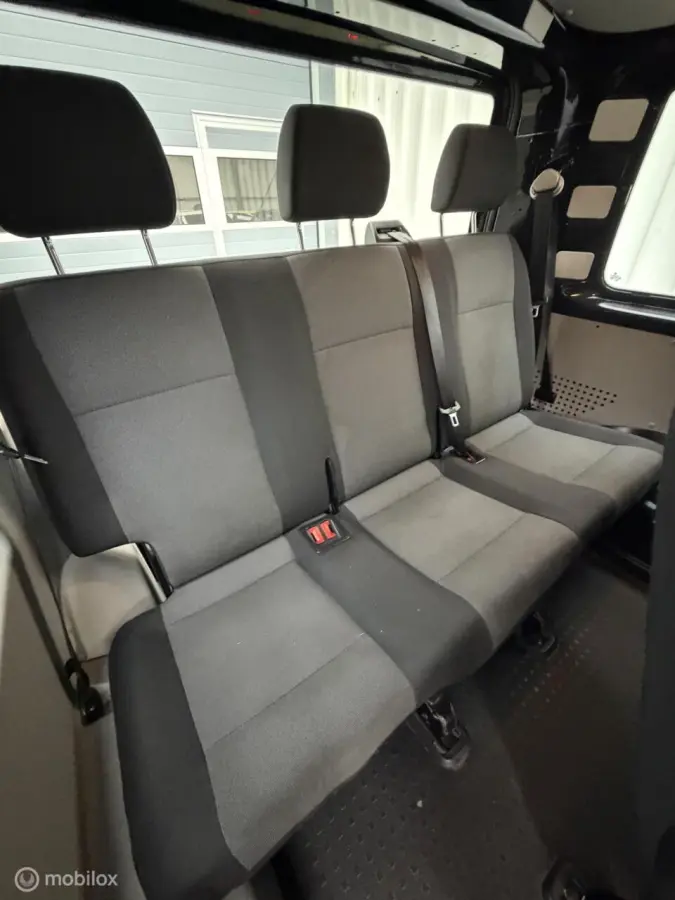2.0 TDI L2H1 Economy Business