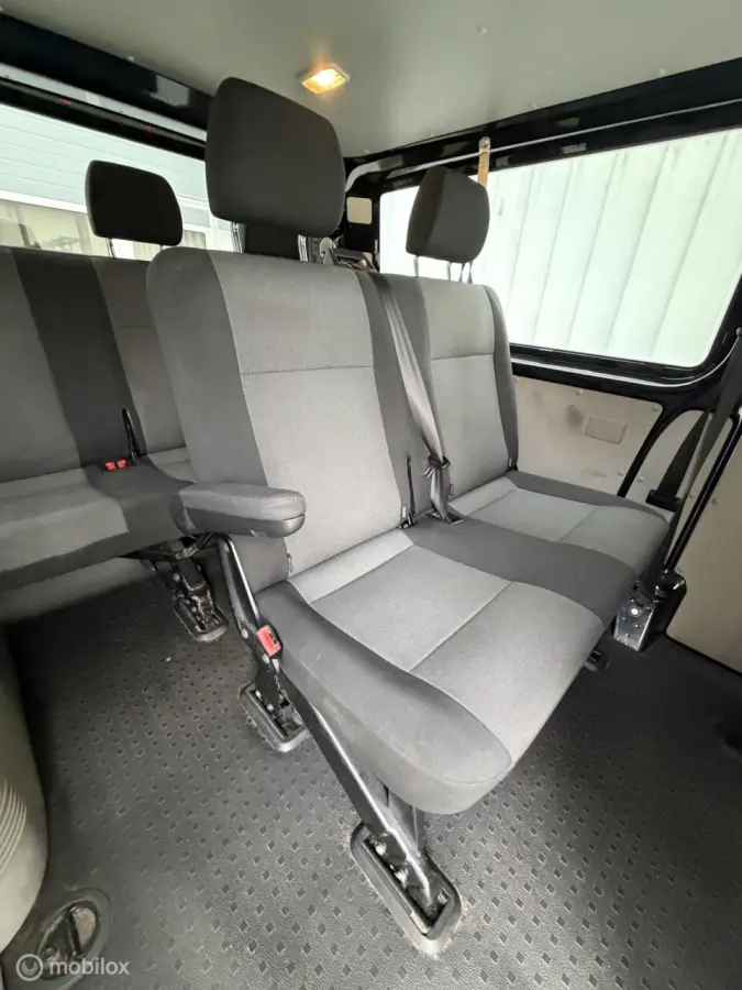 2.0 TDI L2H1 Economy Business