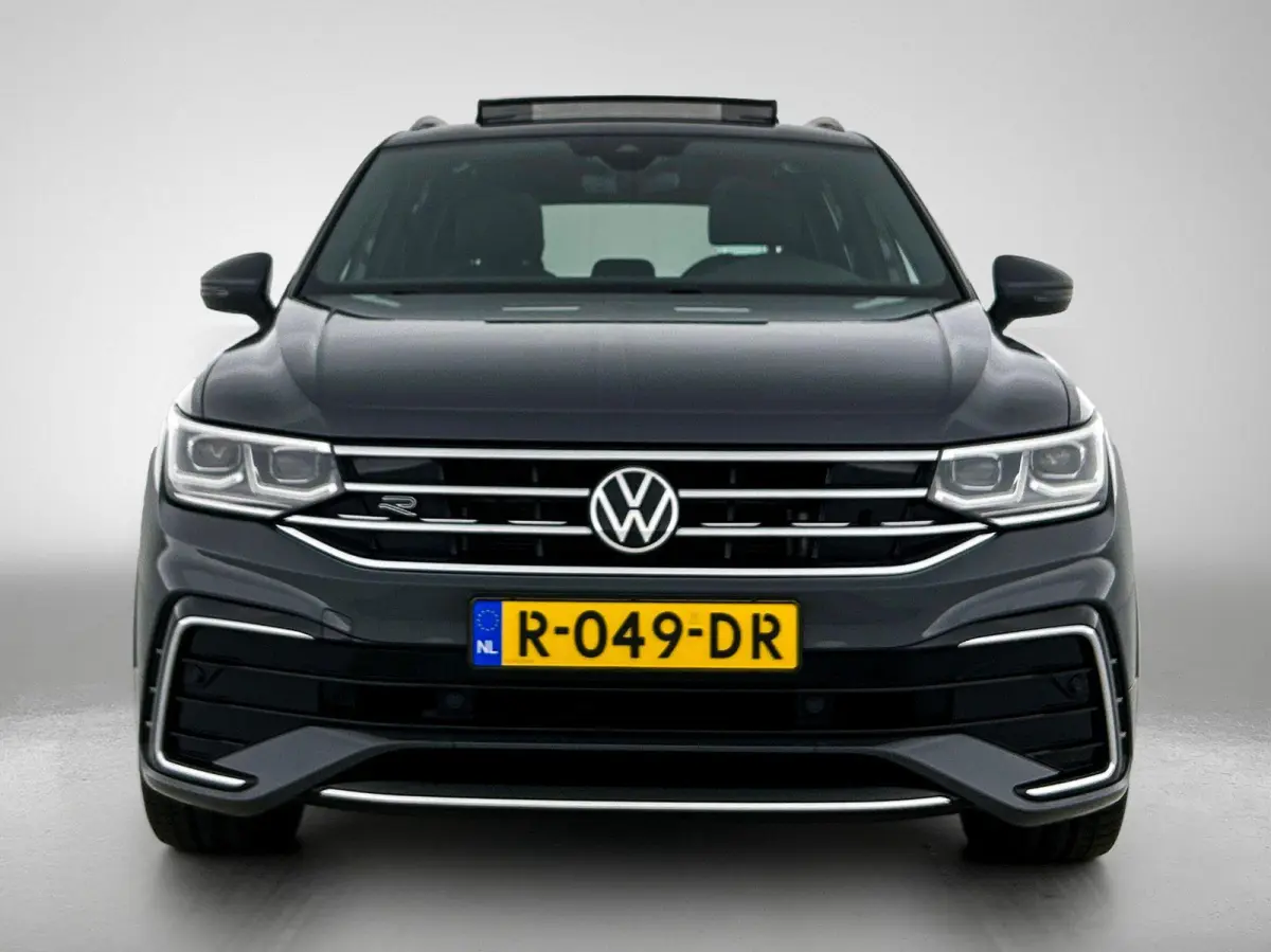 1.5 TSI R-Line Business+ 150 PK | R-Line | Automaat | Panoramadak | Achteruitrijcamera | Navigatie | Dodehoeksensor | Stoelverwarming | Stuurverwarming | Climate Control | Apple Carplay | An