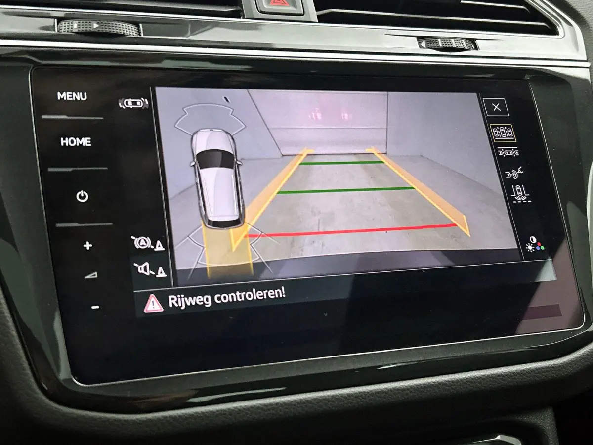 1.5 TSI R-Line Business+ 150 PK | R-Line | Automaat | Panoramadak | Achteruitrijcamera | Navigatie | Dodehoeksensor | Stoelverwarming | Stuurverwarming | Climate Control | Apple Carplay | An
