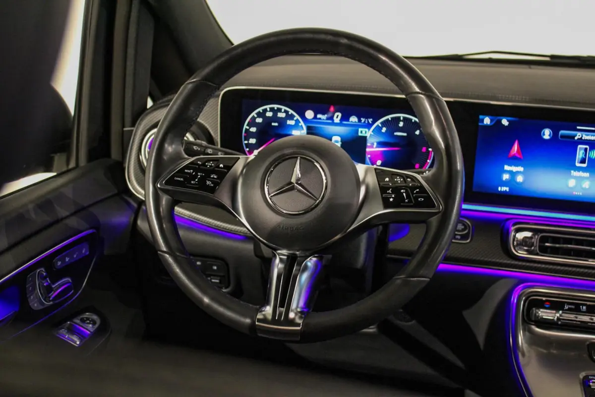 300d 4-MATIC Extra Lang DC AMG BURM | LUCH