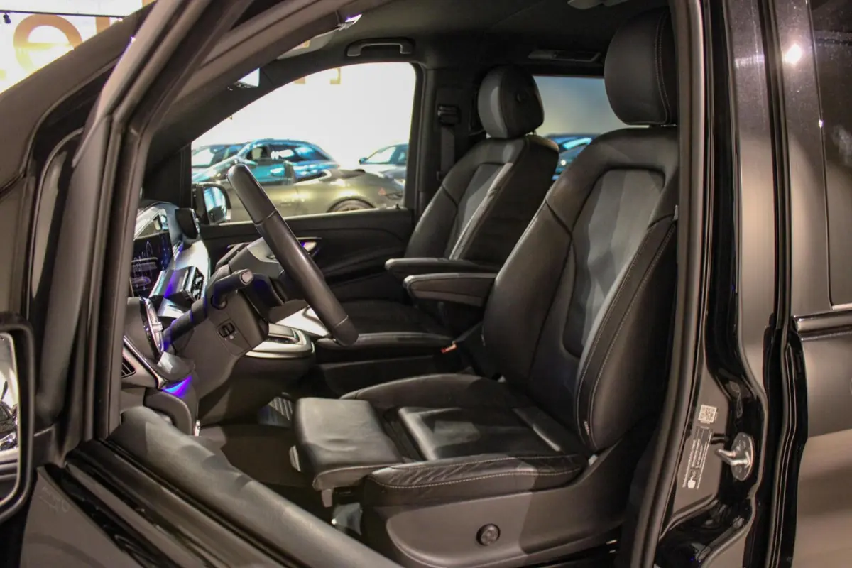 300d 4-MATIC Extra Lang DC AMG BURM | LUCH