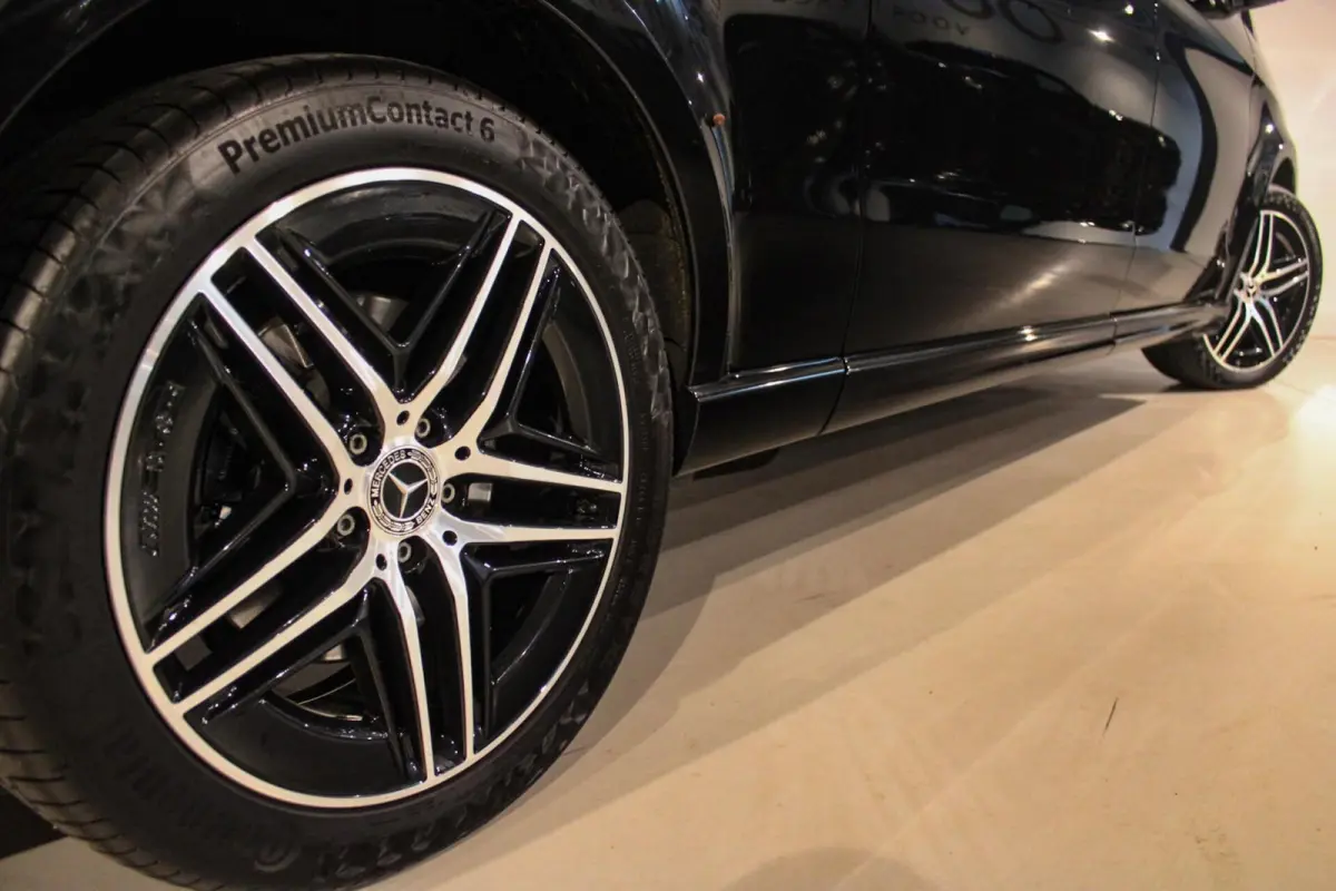300d 4-MATIC Extra Lang DC AMG BURM | LUCH