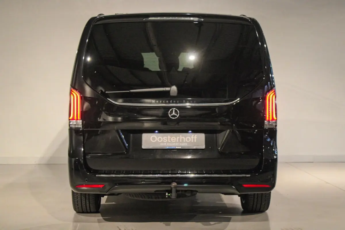 300d 4-MATIC Extra Lang DC AMG BURM | LUCH