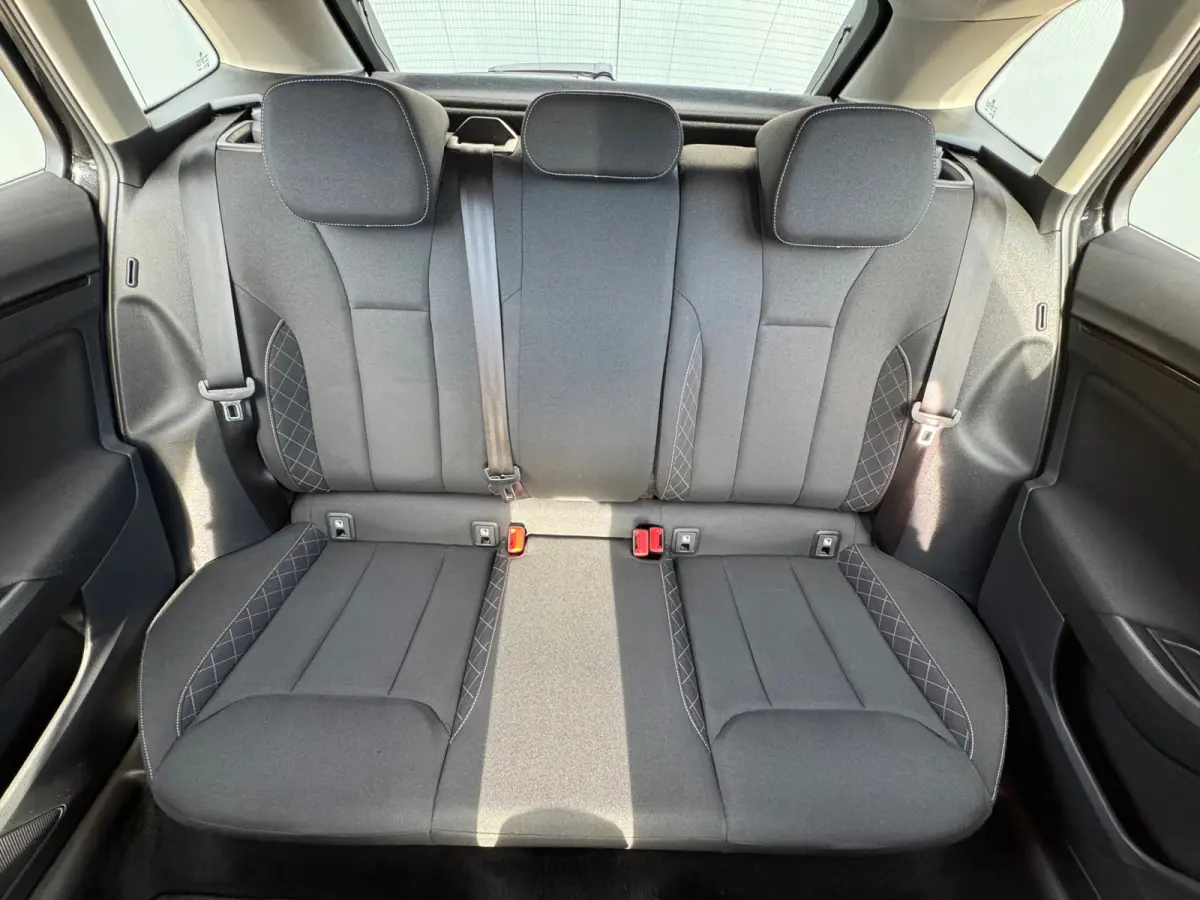 1.0 TSI Automaat Ambition * Navigatie * Digitale Cockpit * Climate Control *