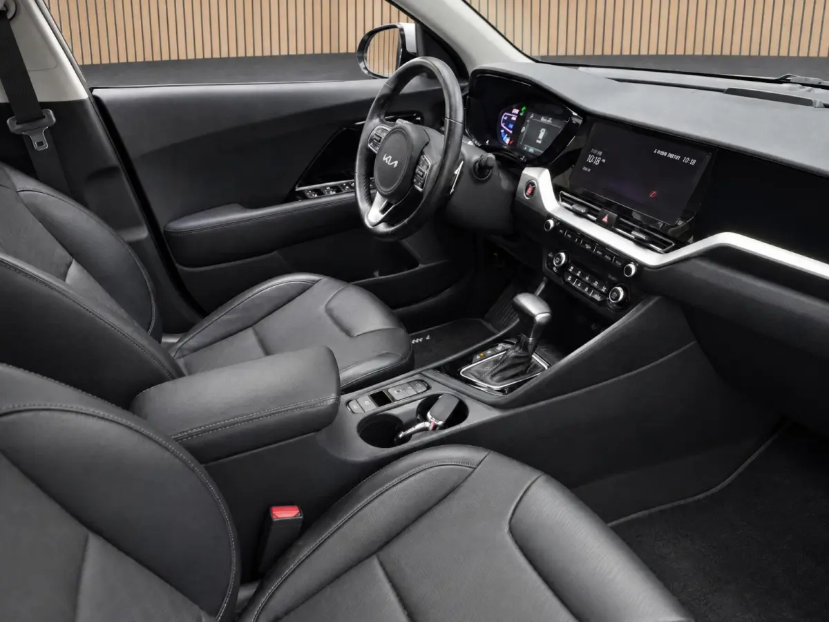 1.6 GDi PHEV DynamicLine DEALER ONDERHOUDEN | NAVIGATIE | ACHTERUITRIJCAMERA | PLUG-IN |