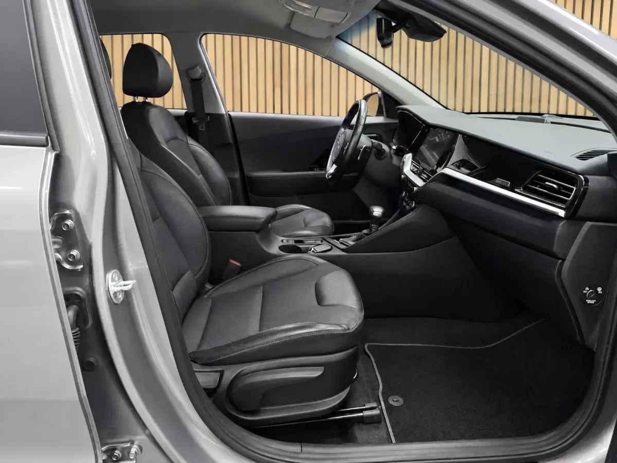 1.6 GDi PHEV DynamicLine DEALER ONDERHOUDEN | NAVIGATIE | ACHTERUITRIJCAMERA | PLUG-IN |