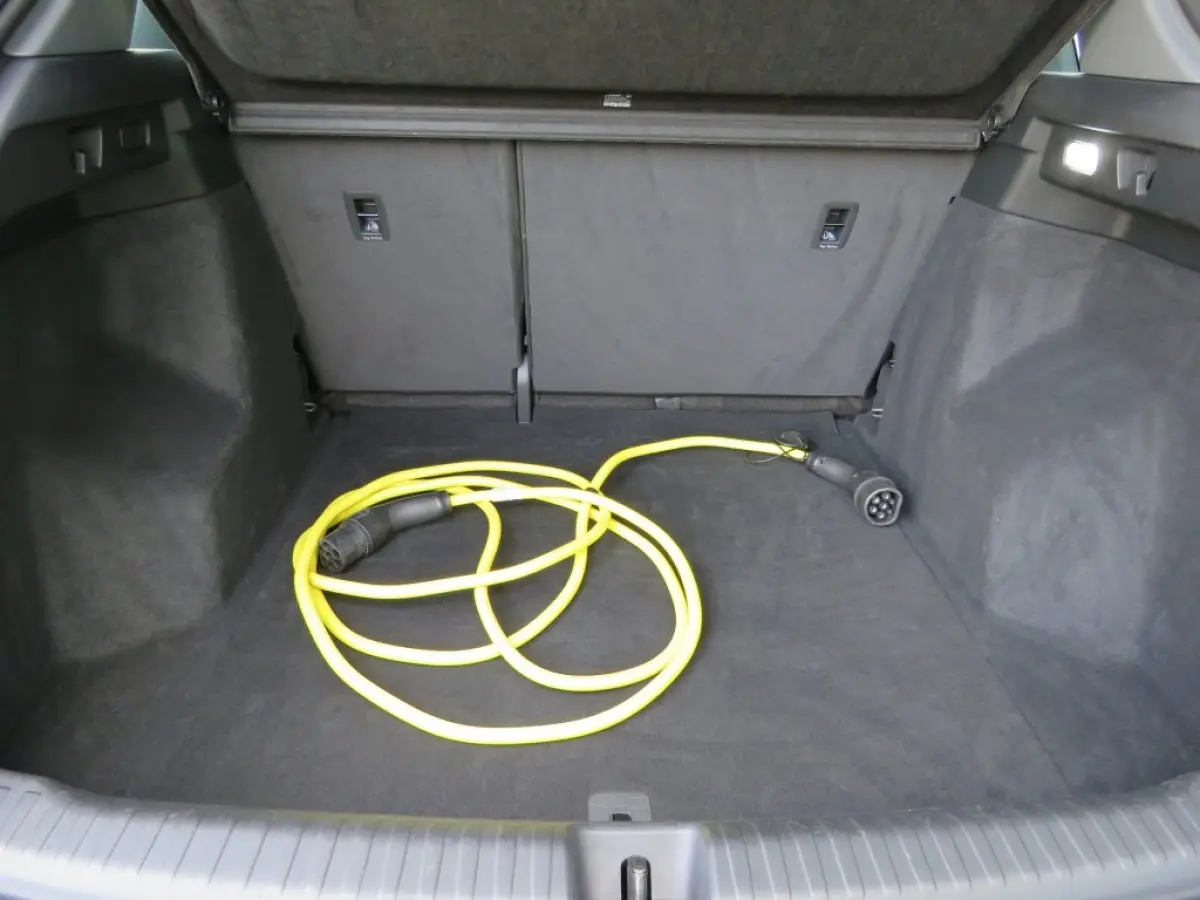 40 ADVANCED EDITION 77kWh / soh 96% / Elec.klep / 19 Inch / Sportstoelen / Stoelverw. / BOVAG garantie