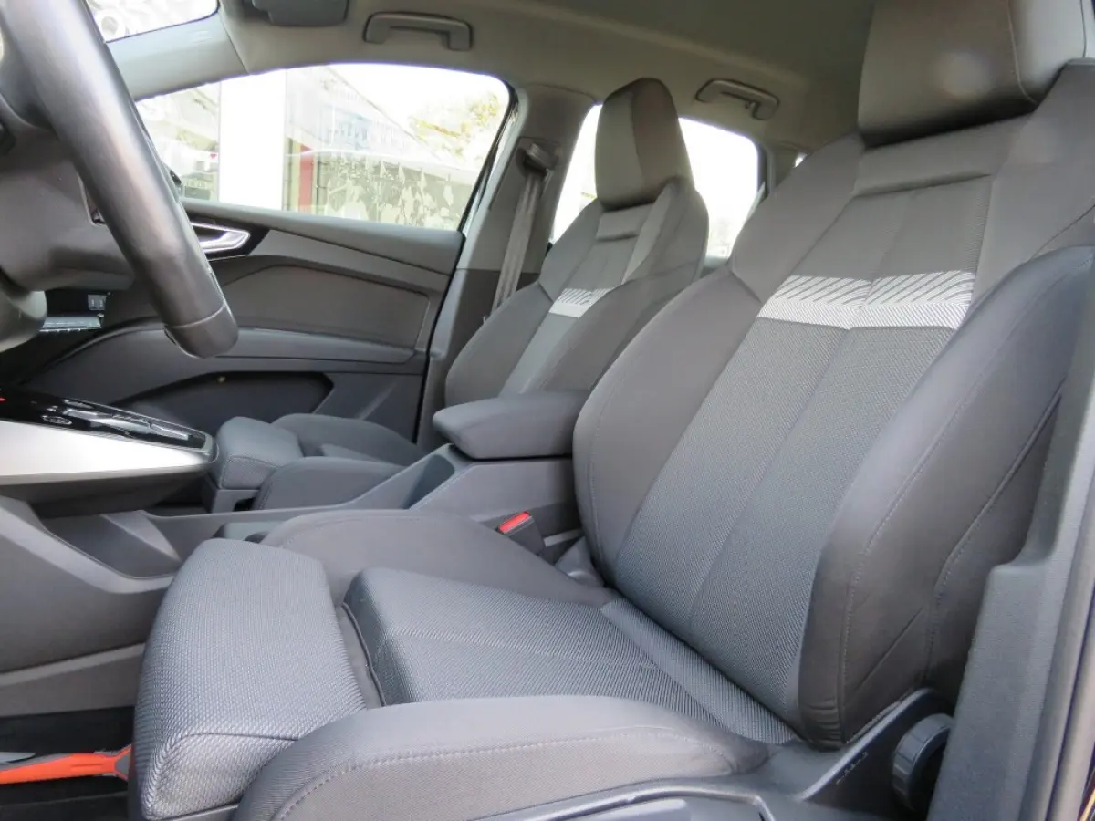 40 ADVANCED EDITION 77kWh / soh 96% / Elec.klep / 19 Inch / Sportstoelen / Stoelverw. / BOVAG garantie