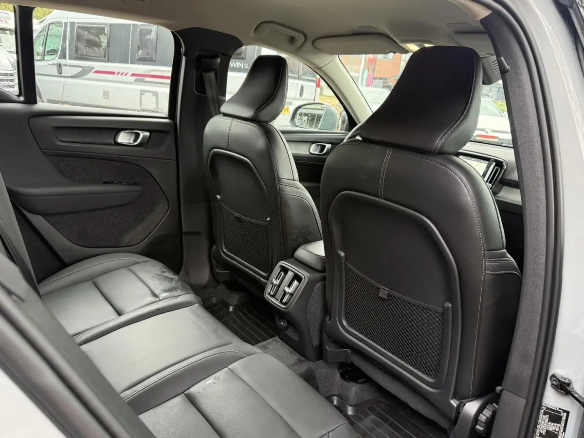 2.0 B3 Business Edition Leer,mild hybrid