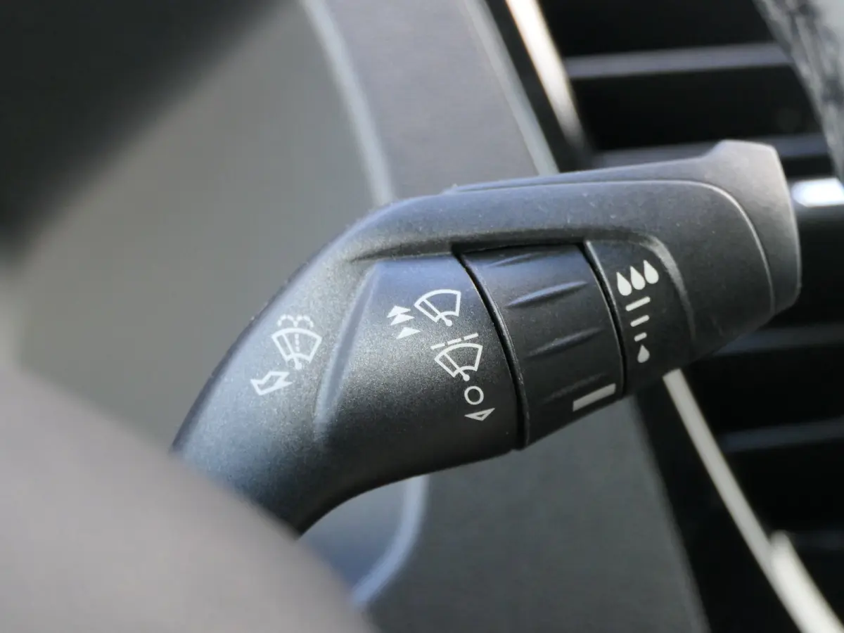 350 L2H2 Trend 68 kWh | 360 Camera | Adaptive Cruise | Navigatie | Stoelverwarming | BLIS | CarPlay/Android Auto
