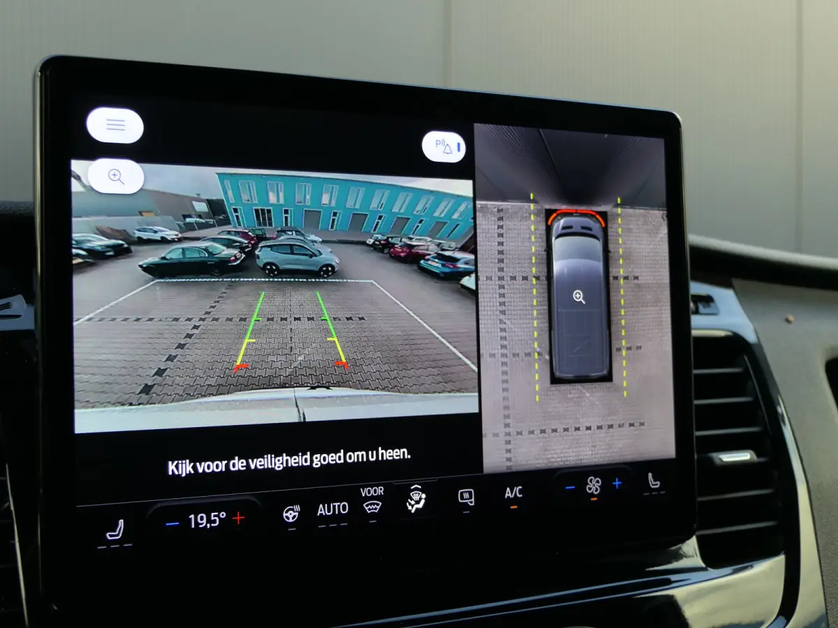 350 L2H2 Trend 68 kWh | 360 Camera | Adaptive Cruise | Navigatie | Stoelverwarming | BLIS | CarPlay/Android Auto