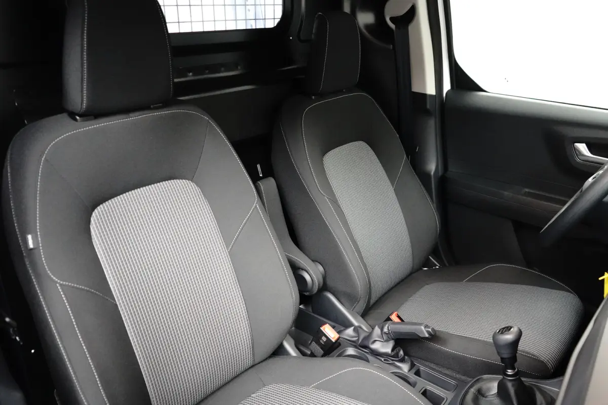1.5 EcoBlue Trend | CarPlay/Android Auto | Parkeersensoren | Cruise Control | DAB | Schuifdeur | Rubberenmat Laadruimte