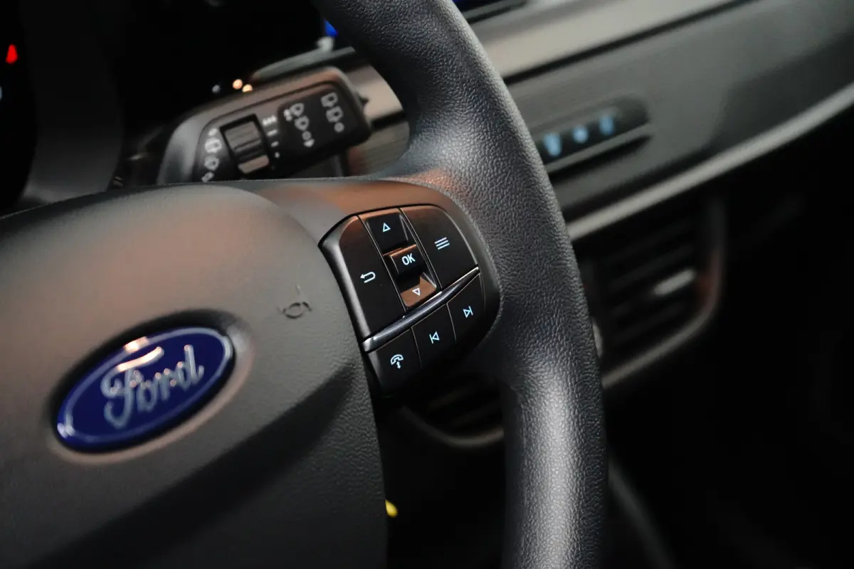 1.5 EcoBlue Trend | CarPlay/Android Auto | Parkeersensoren | Cruise Control | DAB | Schuifdeur | Rubberenmat Laadruimte