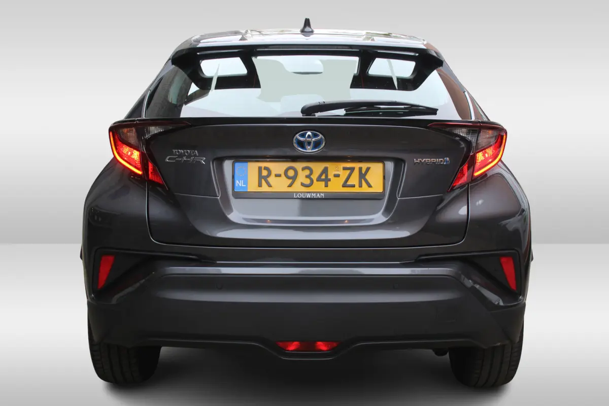1.8 Hybrid Dynamic Apple Carplay/Android Auto l  airco automatisch l Keyless entry/start l Lichtmetalen velgen 18"