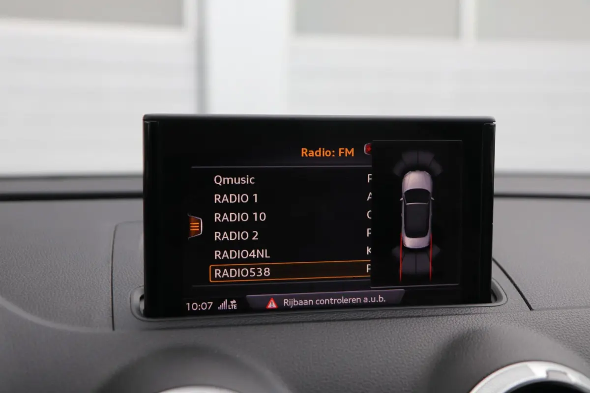 1.4 TFSI 150pk S-tronic S edition | Nekverwarming | B&O Audio | Matrix LED | Windschot