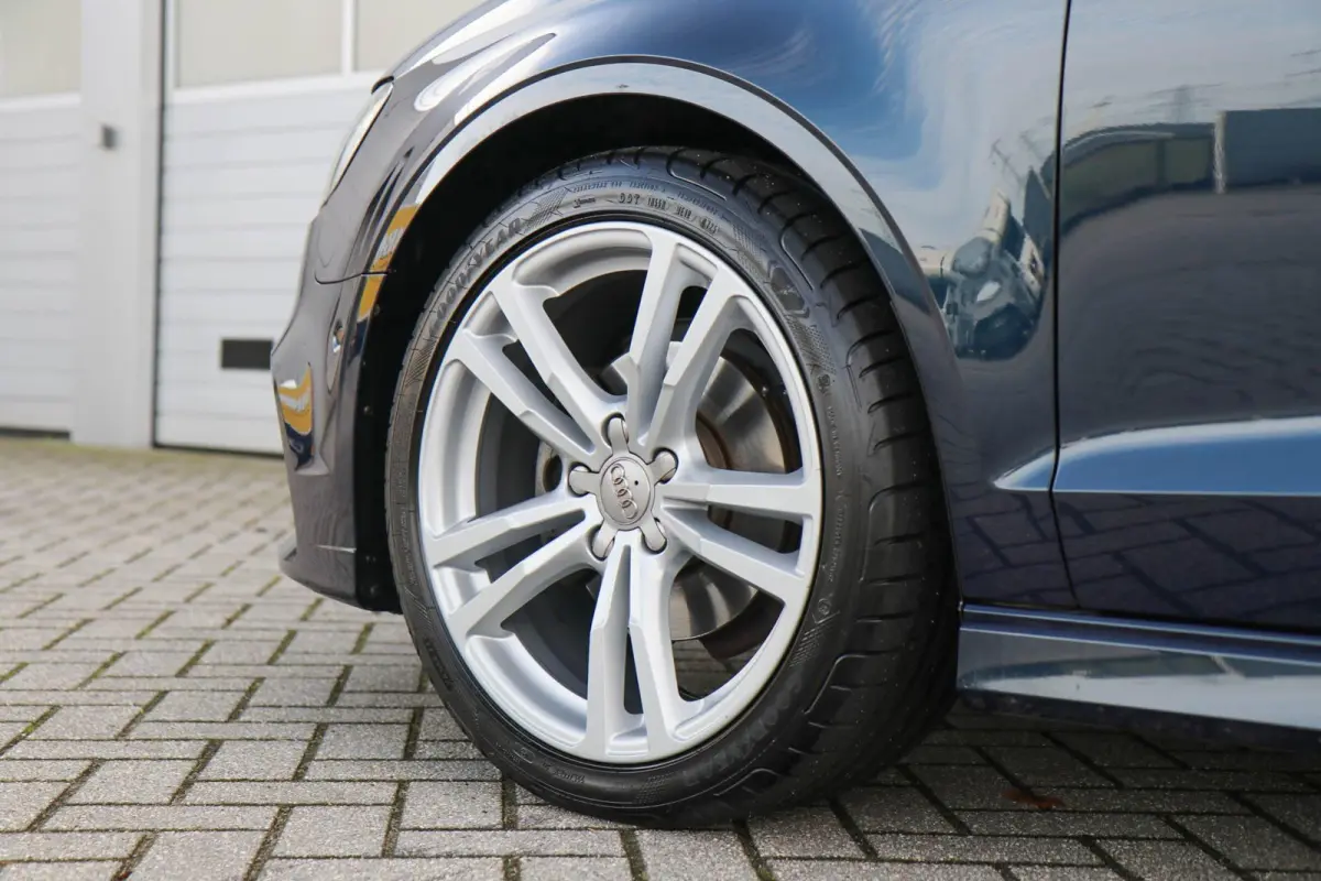 1.4 TFSI 150pk S-tronic S edition | Nekverwarming | B&O Audio | Matrix LED | Windschot