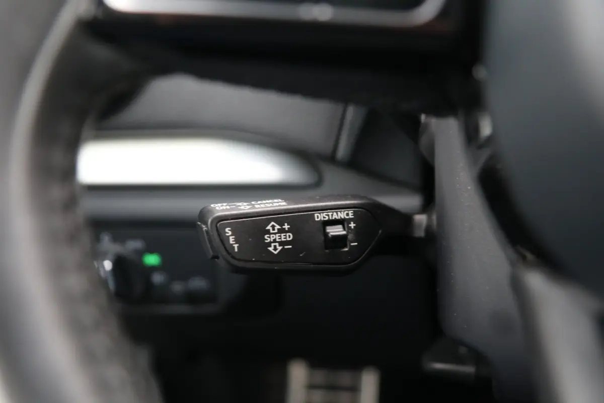 1.4 TFSI 150pk S-tronic S edition | Nekverwarming | B&O Audio | Matrix LED | Windschot