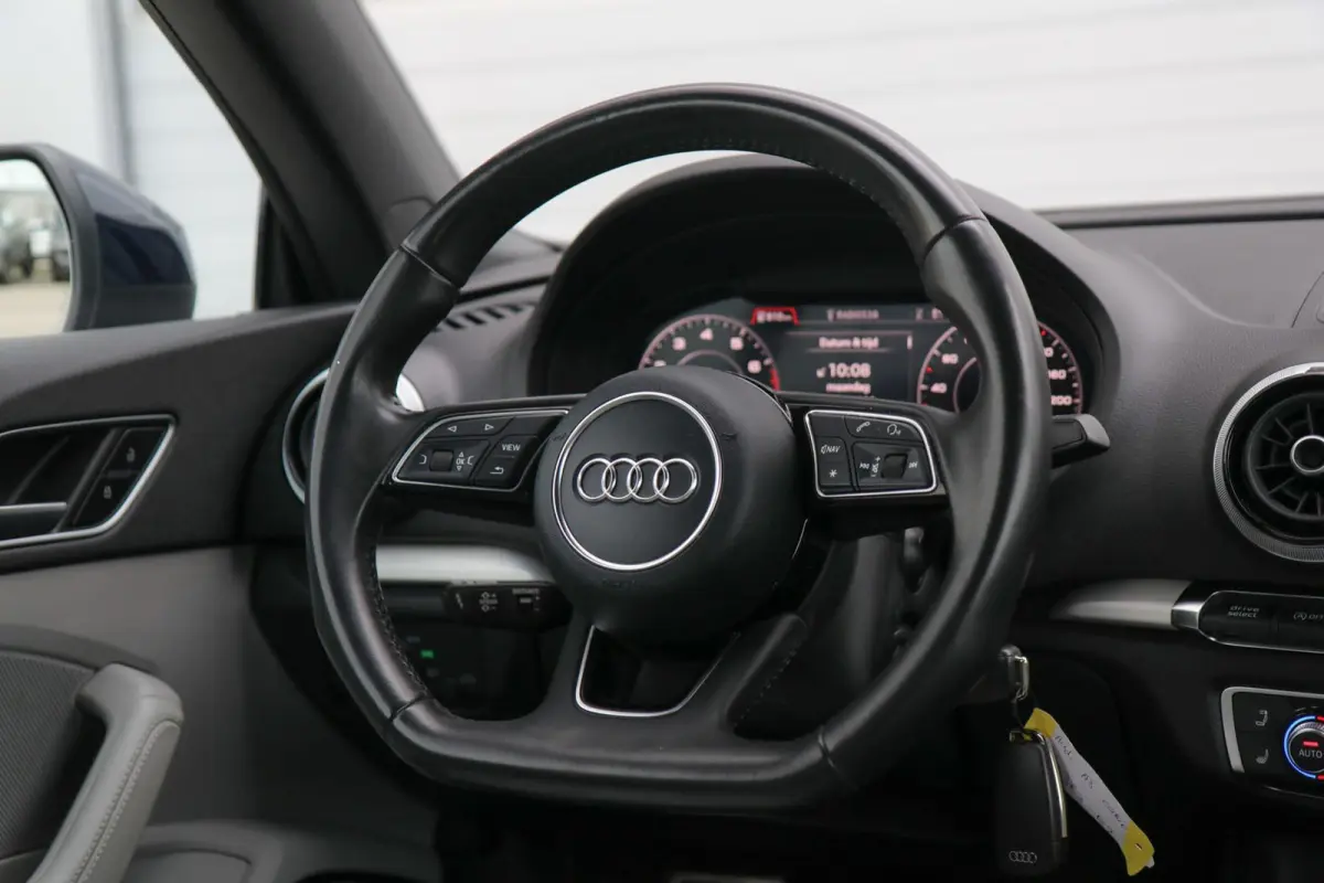 1.4 TFSI 150pk S-tronic S edition | Nekverwarming | B&O Audio | Matrix LED | Windschot