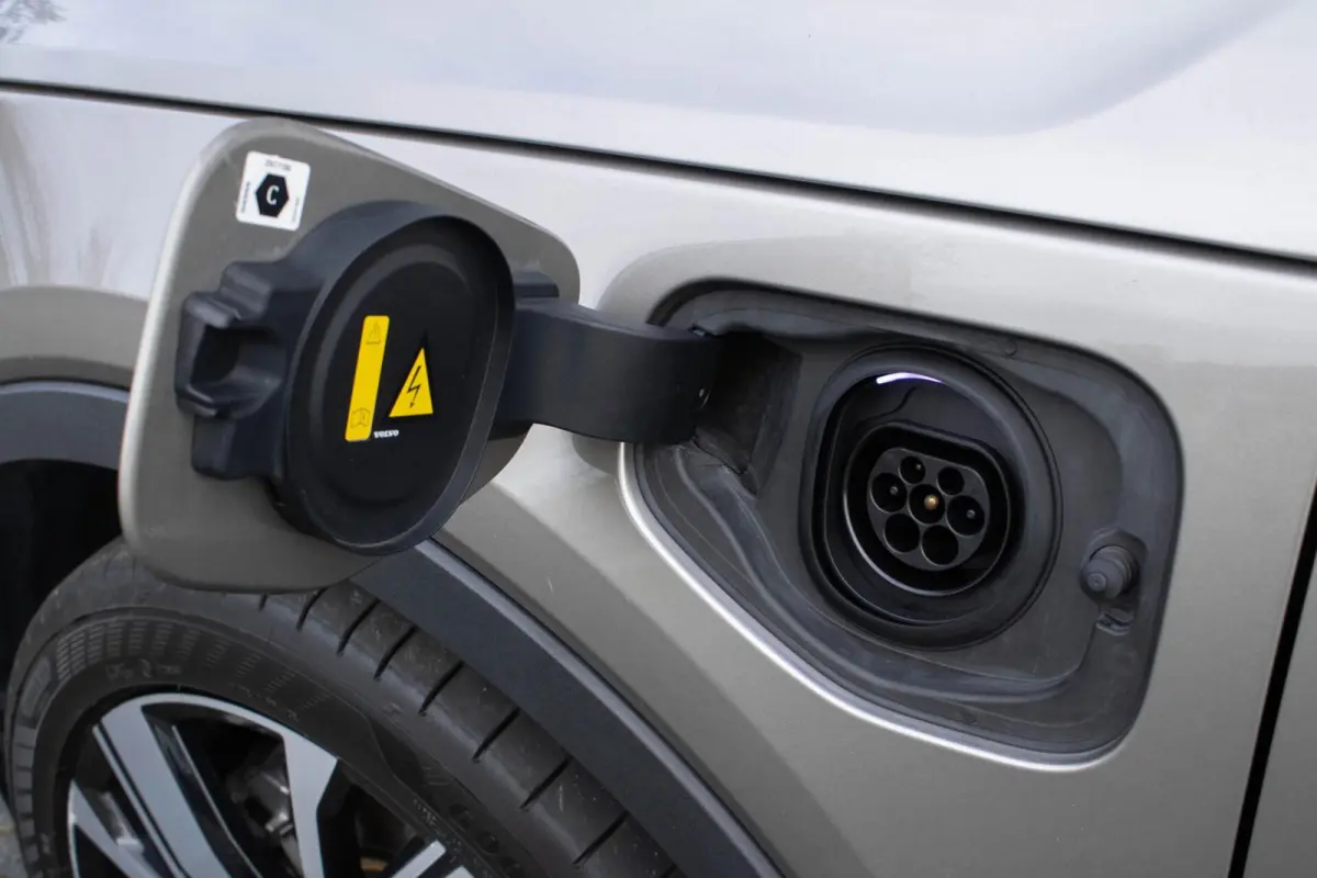 T5 1.5 PHEV R-DESIGN|360 Camera|Pilot assist|Memory|Stoel+Stuurverwarming|Harmann Kardon|