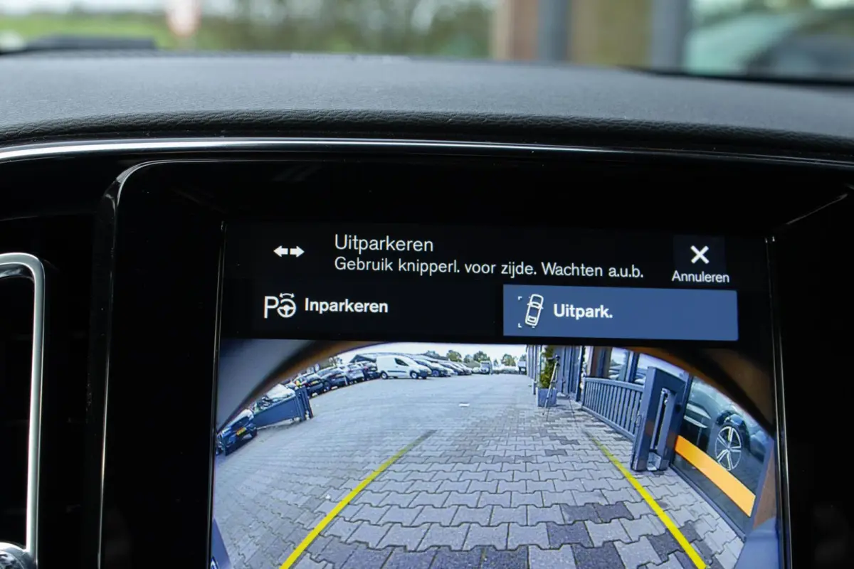 T5 1.5 PHEV R-DESIGN|360 Camera|Pilot assist|Memory|Stoel+Stuurverwarming|Harmann Kardon|