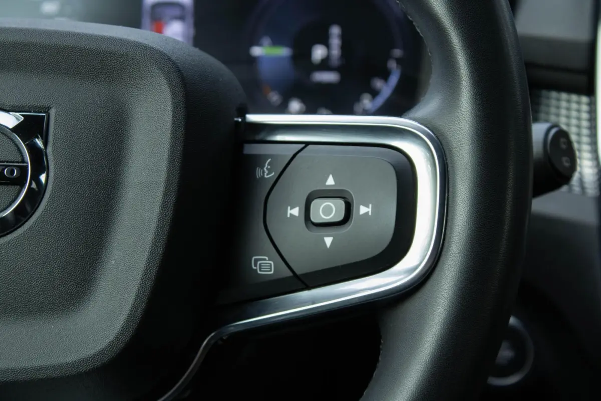 T5 1.5 PHEV R-DESIGN|360 Camera|Pilot assist|Memory|Stoel+Stuurverwarming|Harmann Kardon|