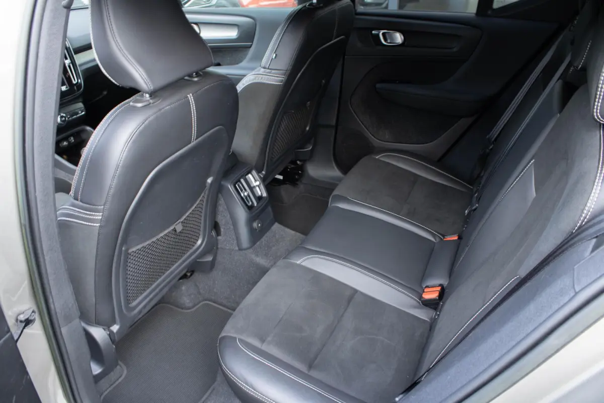 T5 1.5 PHEV R-DESIGN|360 Camera|Pilot assist|Memory|Stoel+Stuurverwarming|Harmann Kardon|
