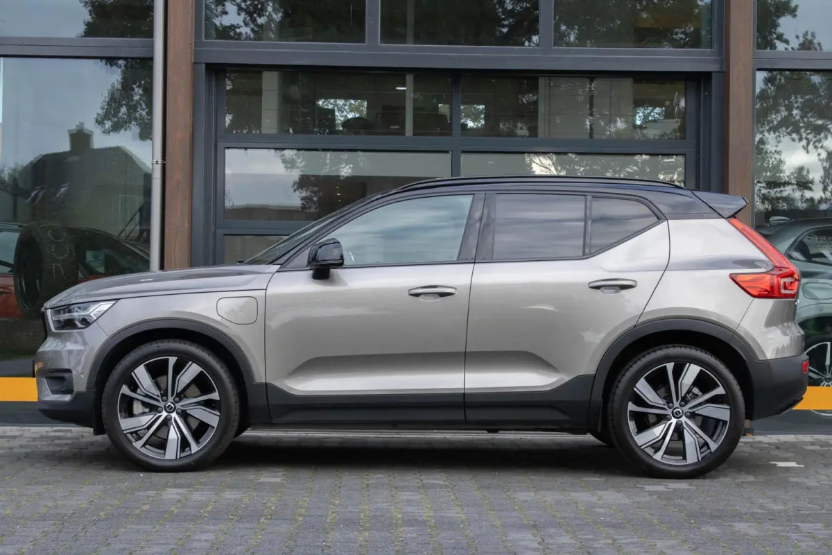 T5 1.5 PHEV R-DESIGN|360 Camera|Pilot assist|Memory|Stoel+Stuurverwarming|Harmann Kardon|