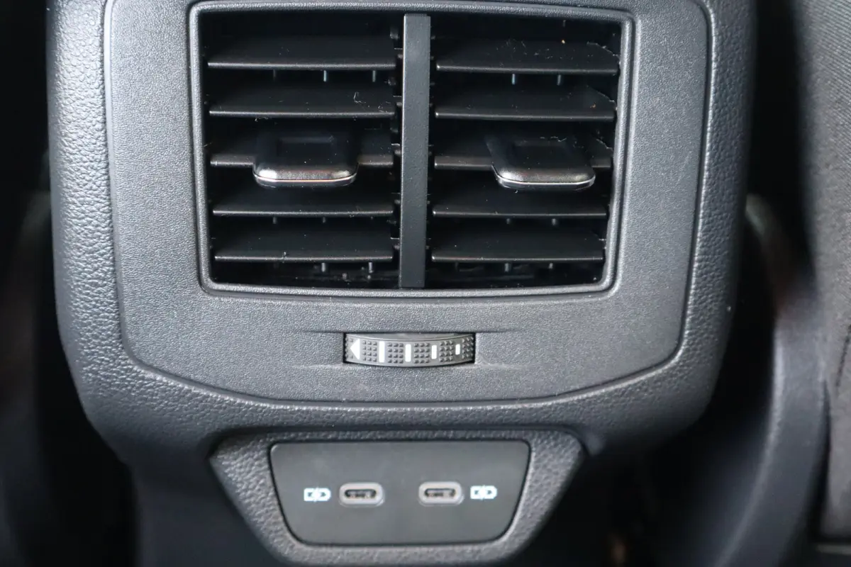 1.5 TSI Life Edition 150PK TREKHAAK | Achteruitrijcamera | Apple Carplay/Android Auto|telefoonintegratie premium | Cruise control adaptief