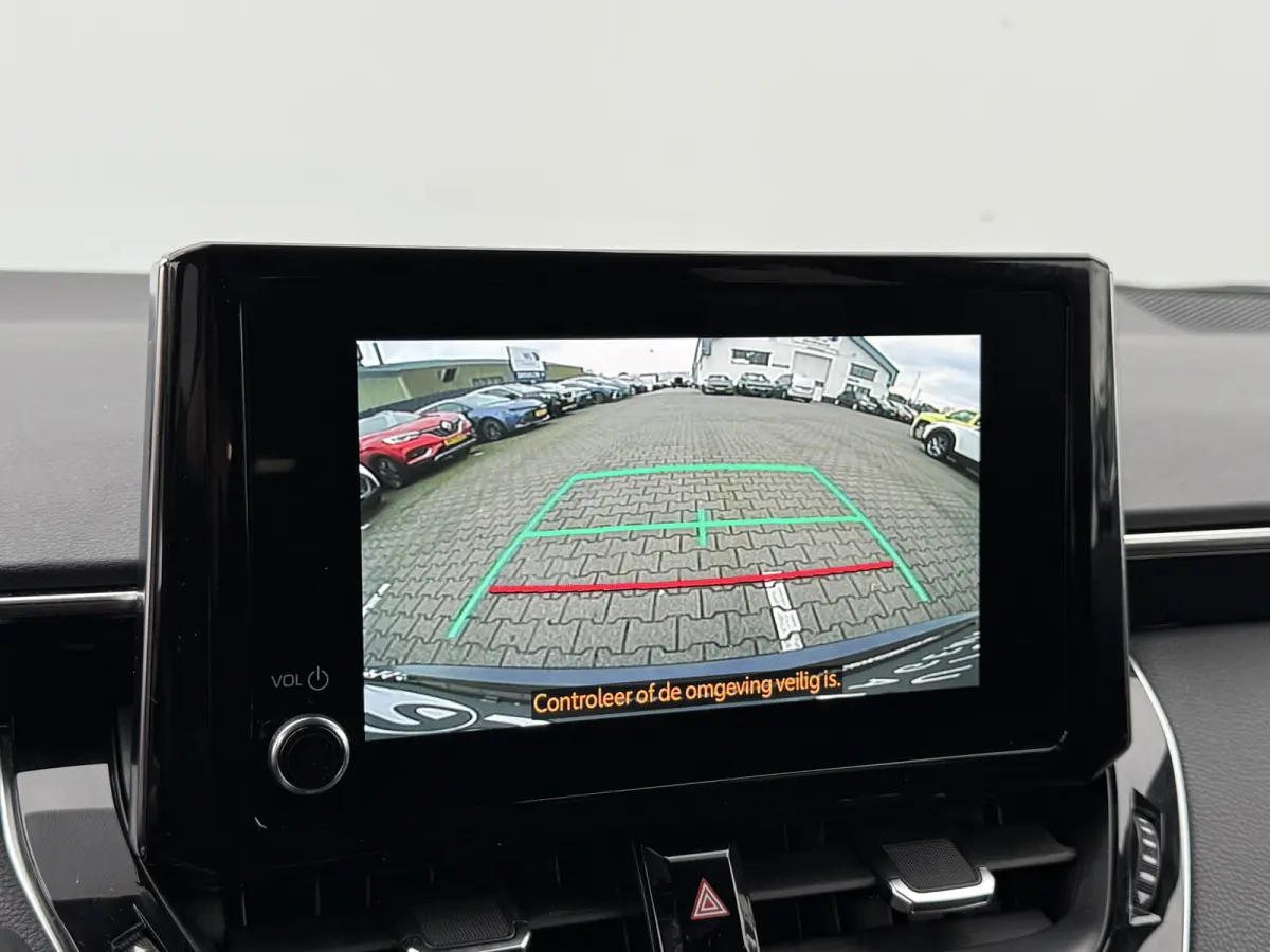2.0 Hybrid Team D | ACC | CarPlay | Camera | Dodehoek | Keyless