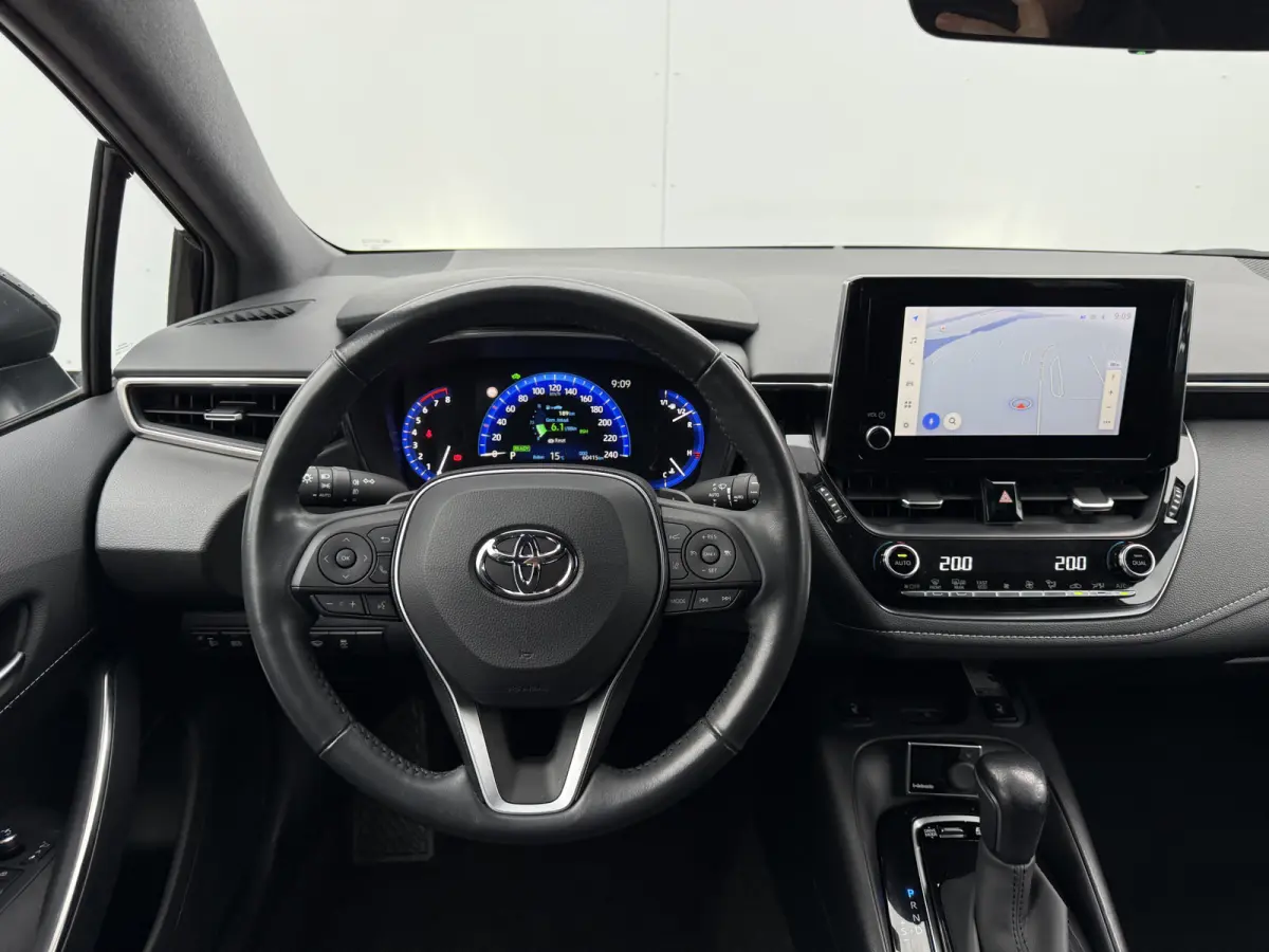 2.0 Hybrid Team D | ACC | CarPlay | Camera | Dodehoek | Keyless