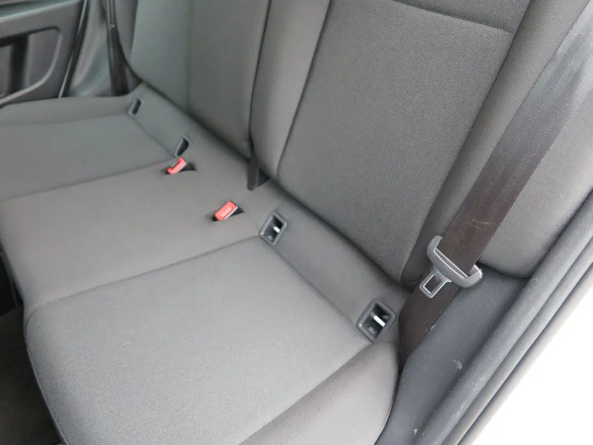 Up! 1.0 60pk , Cruisecontrol , Navigatie, Camera , Maps & More , Parkeersensoren. DAB+ , Smartphone integratie, etc .