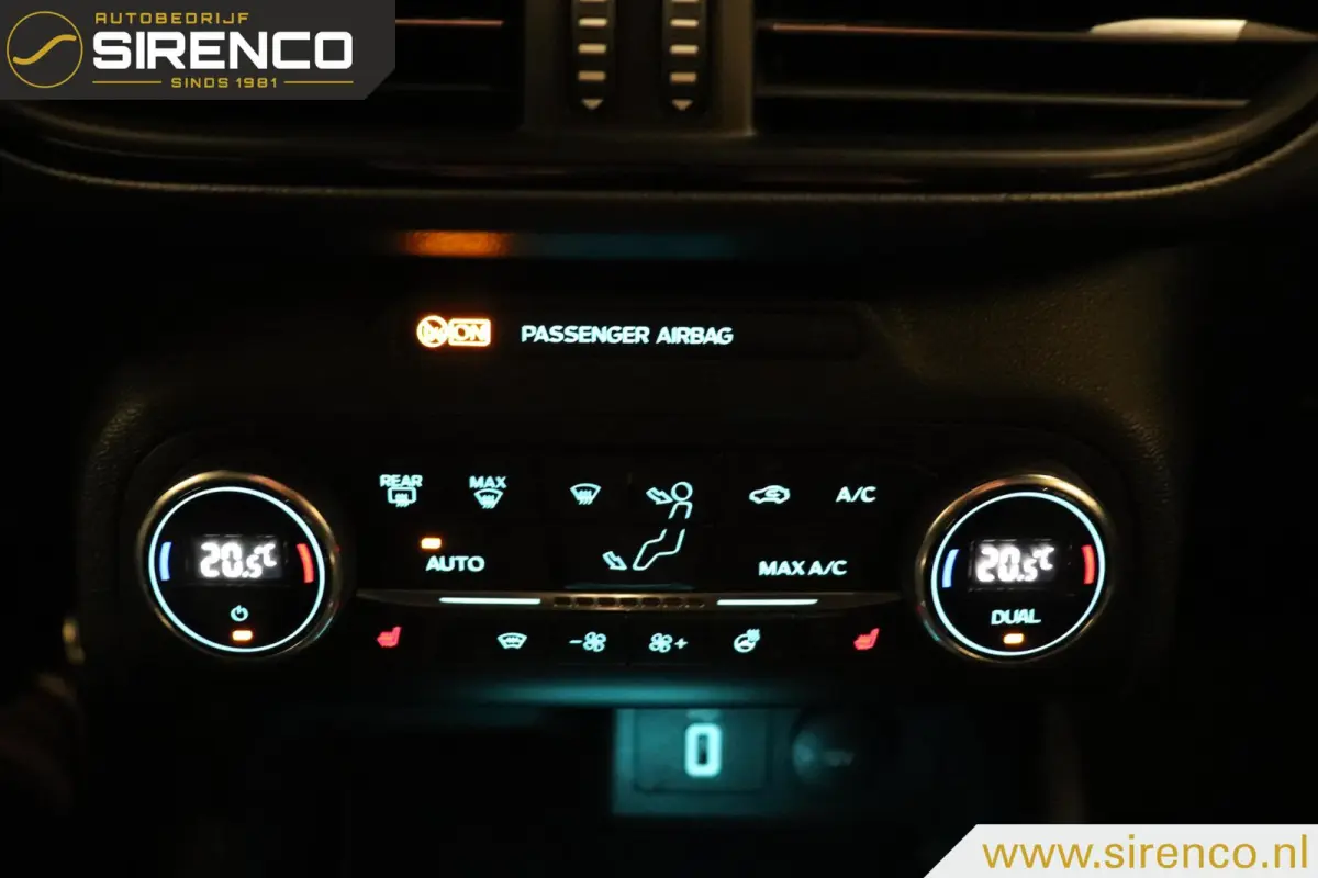 1.0 EcoBoost ST Line | trekhaak | climate & cruise control | dab | stoel- en stuur verwarming |