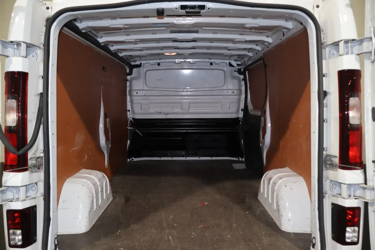 2.0 dCi 120pk L2 H1 Work Edition