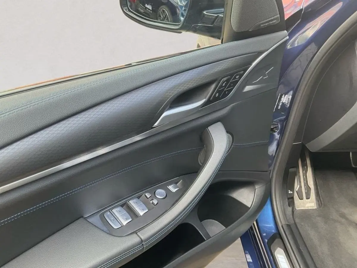M-SPORT 80 kWh (210kW/286pk) ** LED, LEDER, PANO, TREKH, VERW. STUUR, 20-inch LMV ** 1e EIG - BMW FABR. GAR. ** ** INFORMEER OOK NAAR ONZE AANTREKKELIJKE FINANCIAL-LEASE TARIEVEN **