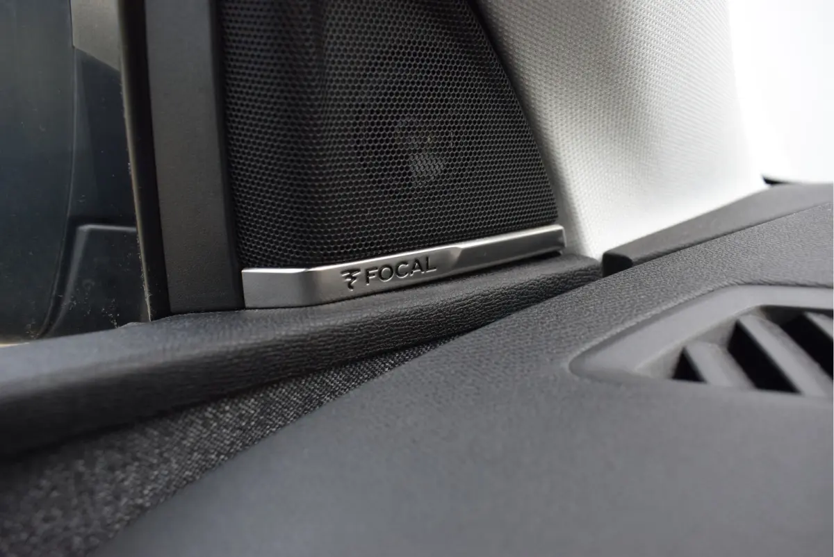 1.2 Blue Lease Premium 130PK | Nieuwe motor | Focal Audio | 360° Camera | Elek. Kofferklep